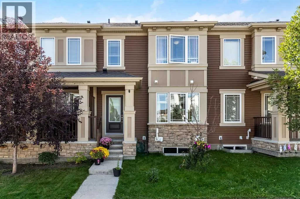 Row / Townhouse for rent: 203 Windford Crescent Sw, Airdrie, Alberta T4B 5E5