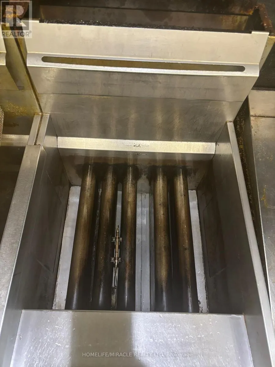 2030 Ellesmere Road, Toronto, Ontario M1H 2Z8