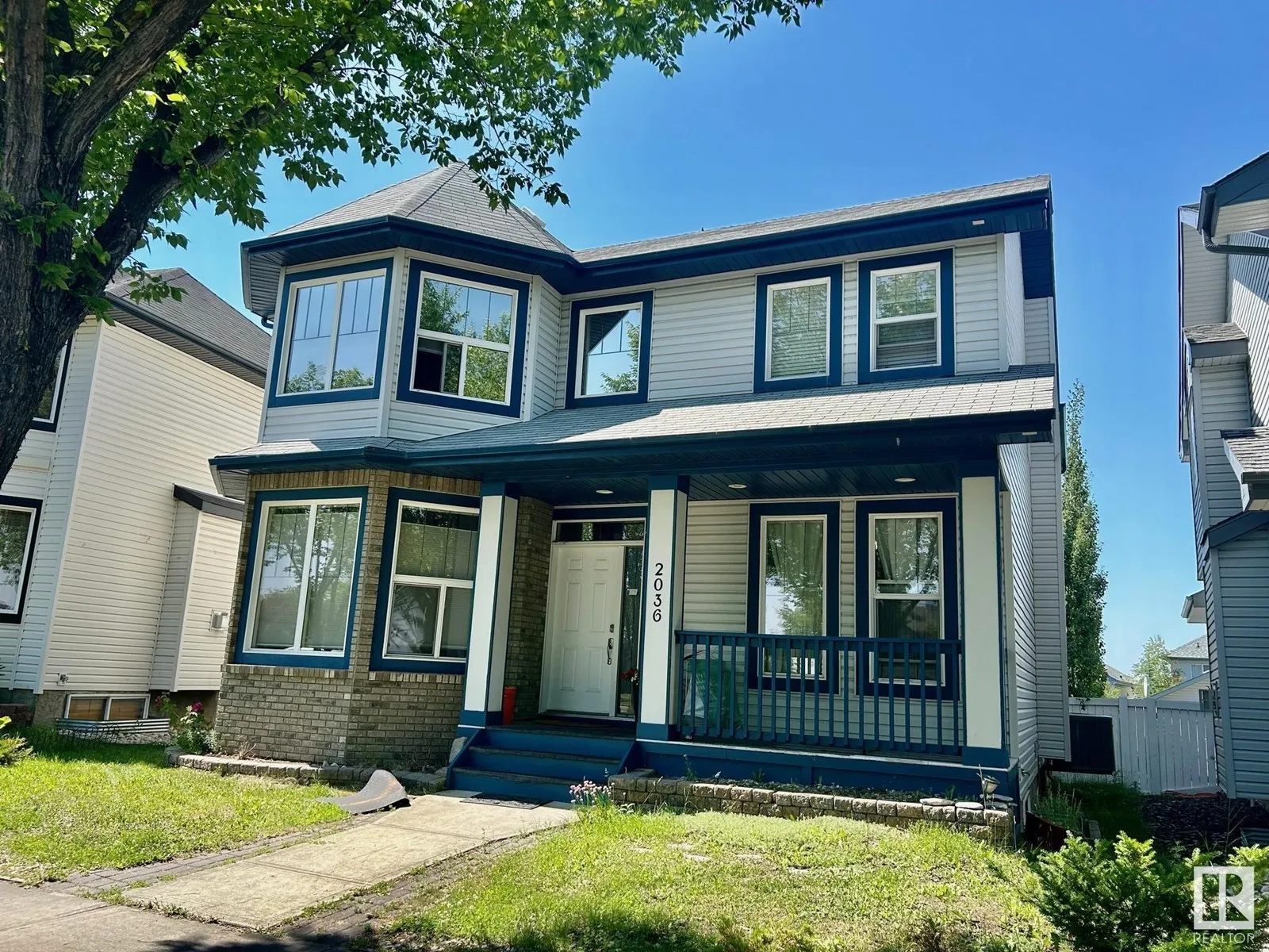 House for rent: 2036 Towne Centre Bv Nw, Edmonton, Alberta T6R 3M7