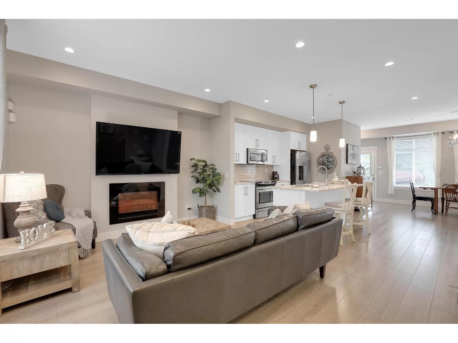 Row / Townhouse for rent: 20377 82 Avenue, Langley, British Columbia V2Y 0S3