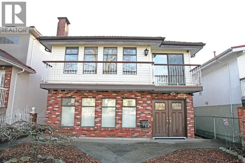 House for rent: 2038 E 40th Avenue, Vancouver, British Columbia V5P 1J3