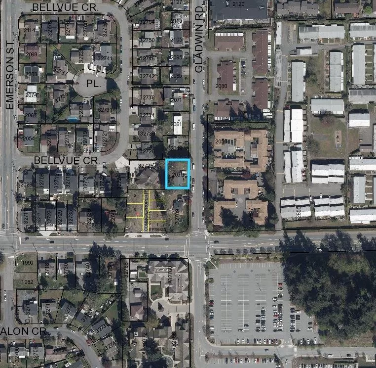 House for rent: 2039 Gladwin Road, Abbotsford, British Columbia V2S 2Y5