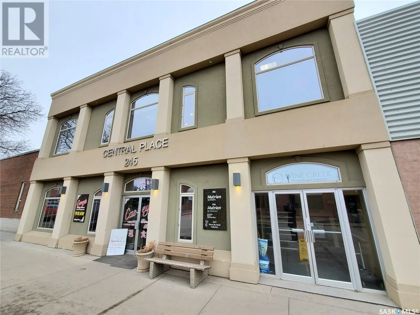 Offices for rent: 204 245 Central Avenue N, Swift Current, Saskatchewan S9H 0L3