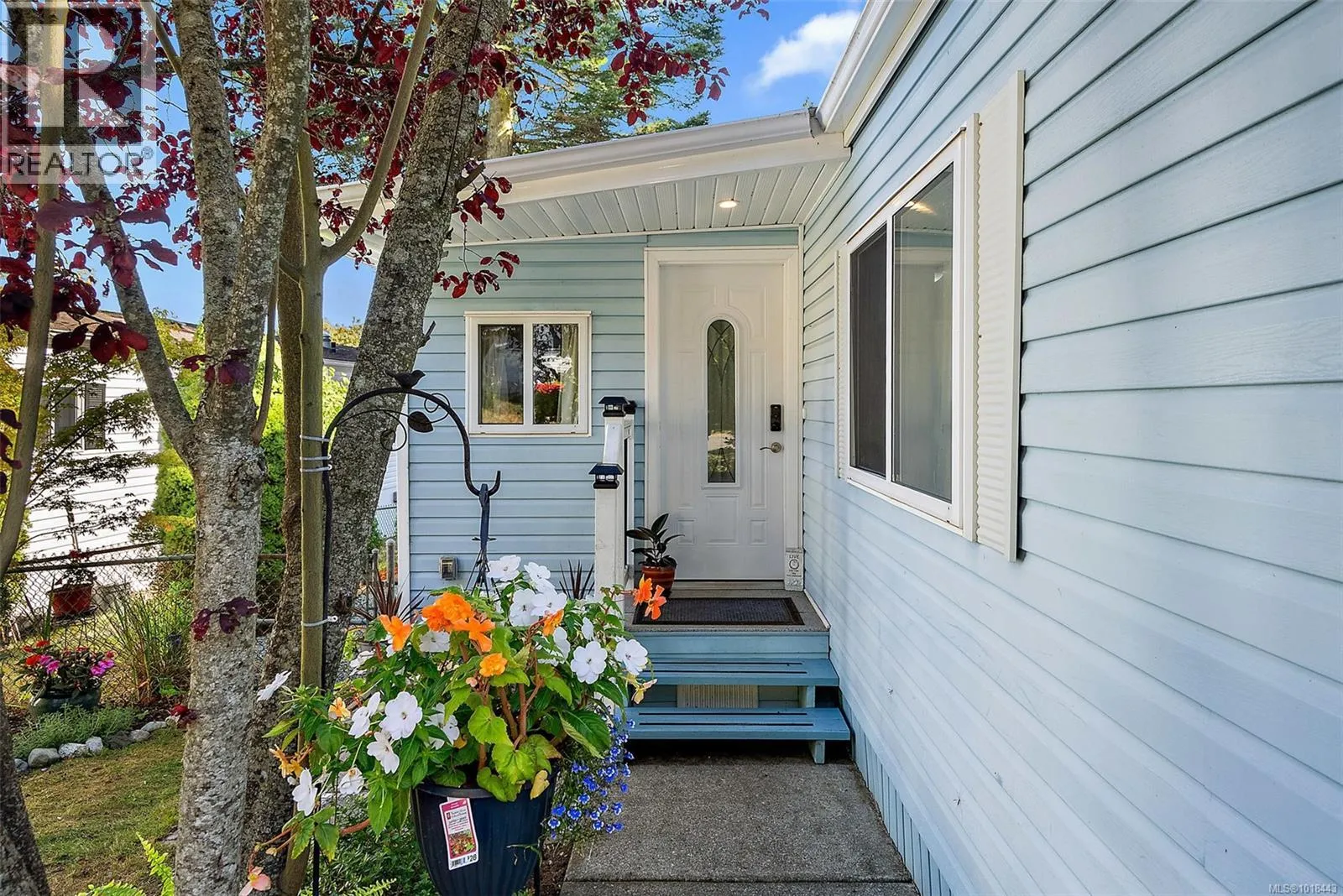 Manufactured Home for rent: 204 2779 Stautw Rd, Central Saanich, British Columbia V8M 2C8