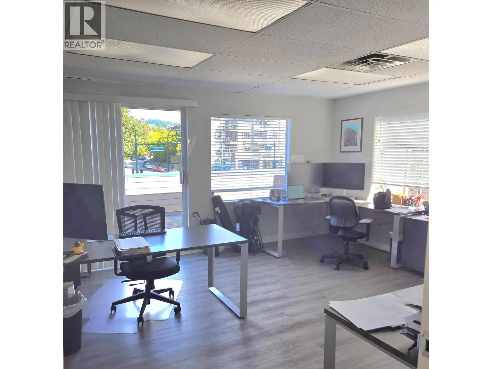 204 2922 Glen Drive, Coquitlam, British Columbia N0N 0N0