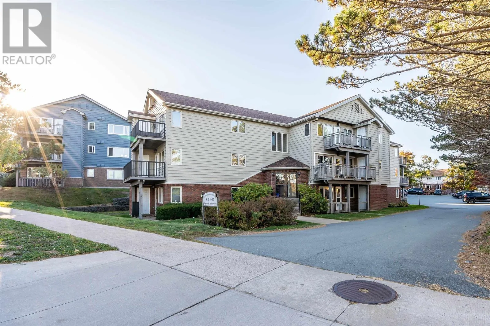 Apartment for rent: 204 63 Farnham Gate Road, Clayton Park, Nova Scotia B3M 4A7