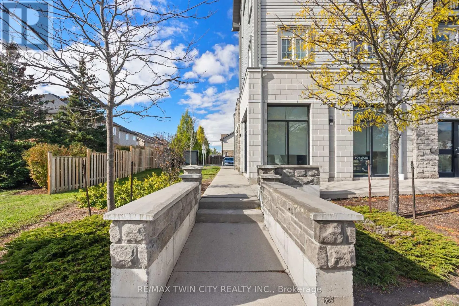 Apartment for rent: 204 - 64 Frederick Drive, Guelph, Ontario N1L 0P3