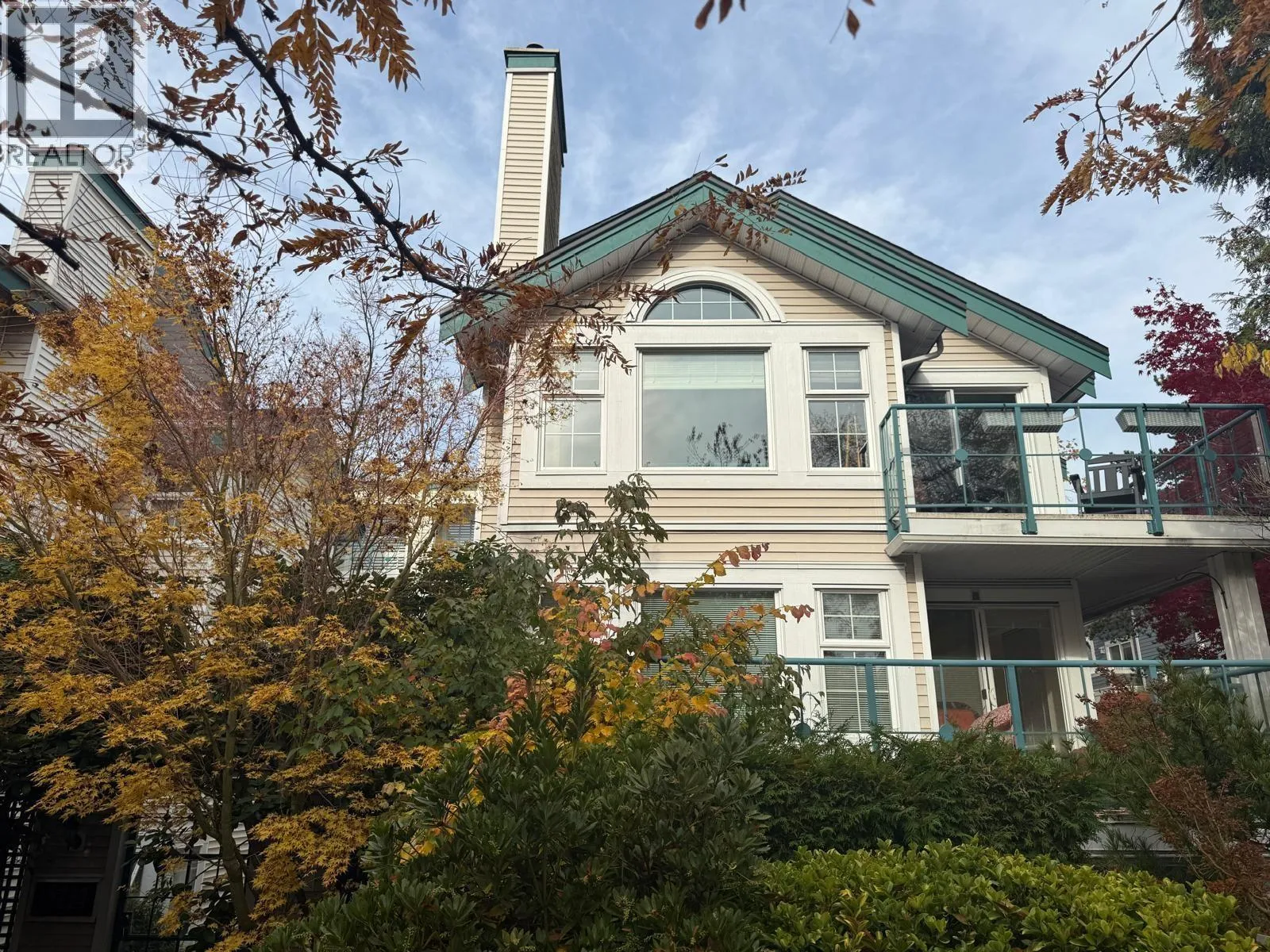 Apartment for rent: 204 735 W 15th Avenue, Vancouver, British Columbia V5Z 1R6