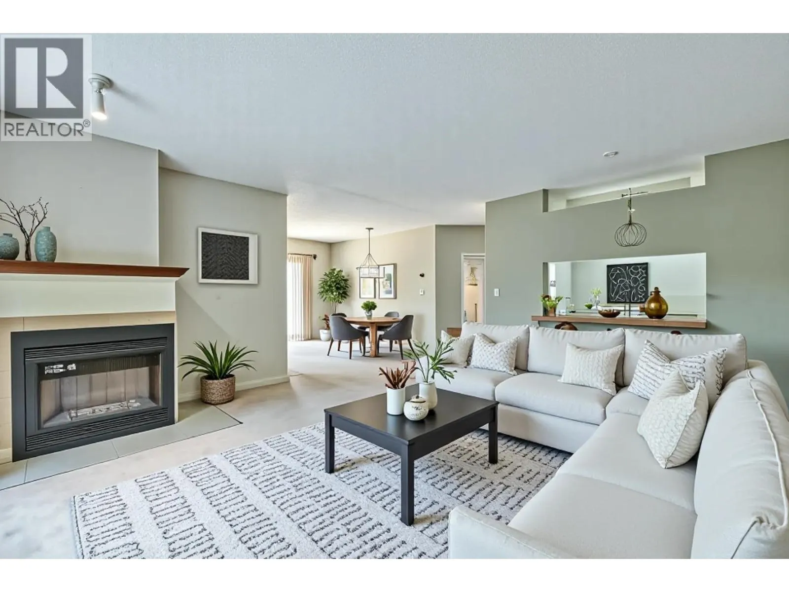 Apartment for rent: 204 7540 Minoru Boulevard, Richmond, British Columbia V6Y 1Z5