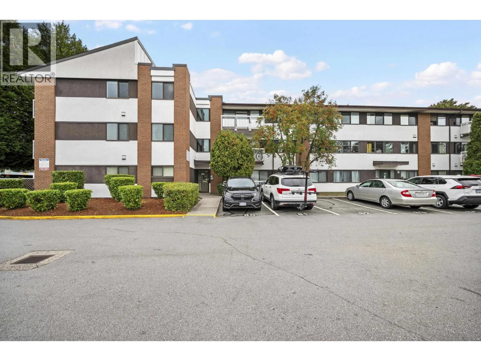 Apartment for rent: 204 8020 Ryan Road, Richmond, British Columbia V7A 2E5