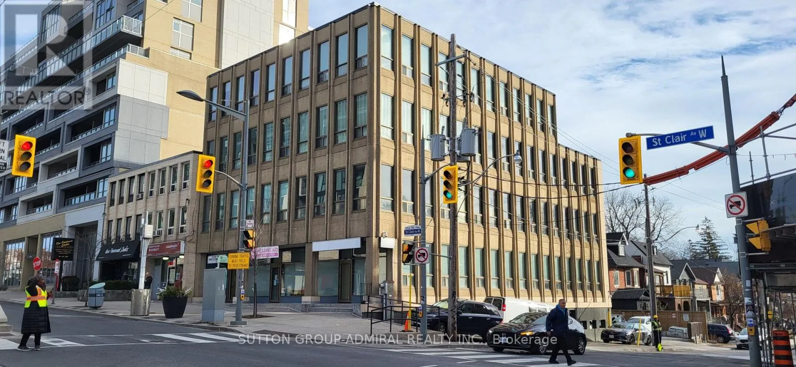 Offices for rent: 204 - 845 St Clair Avenue W, Toronto, Ontario M6C 1C2