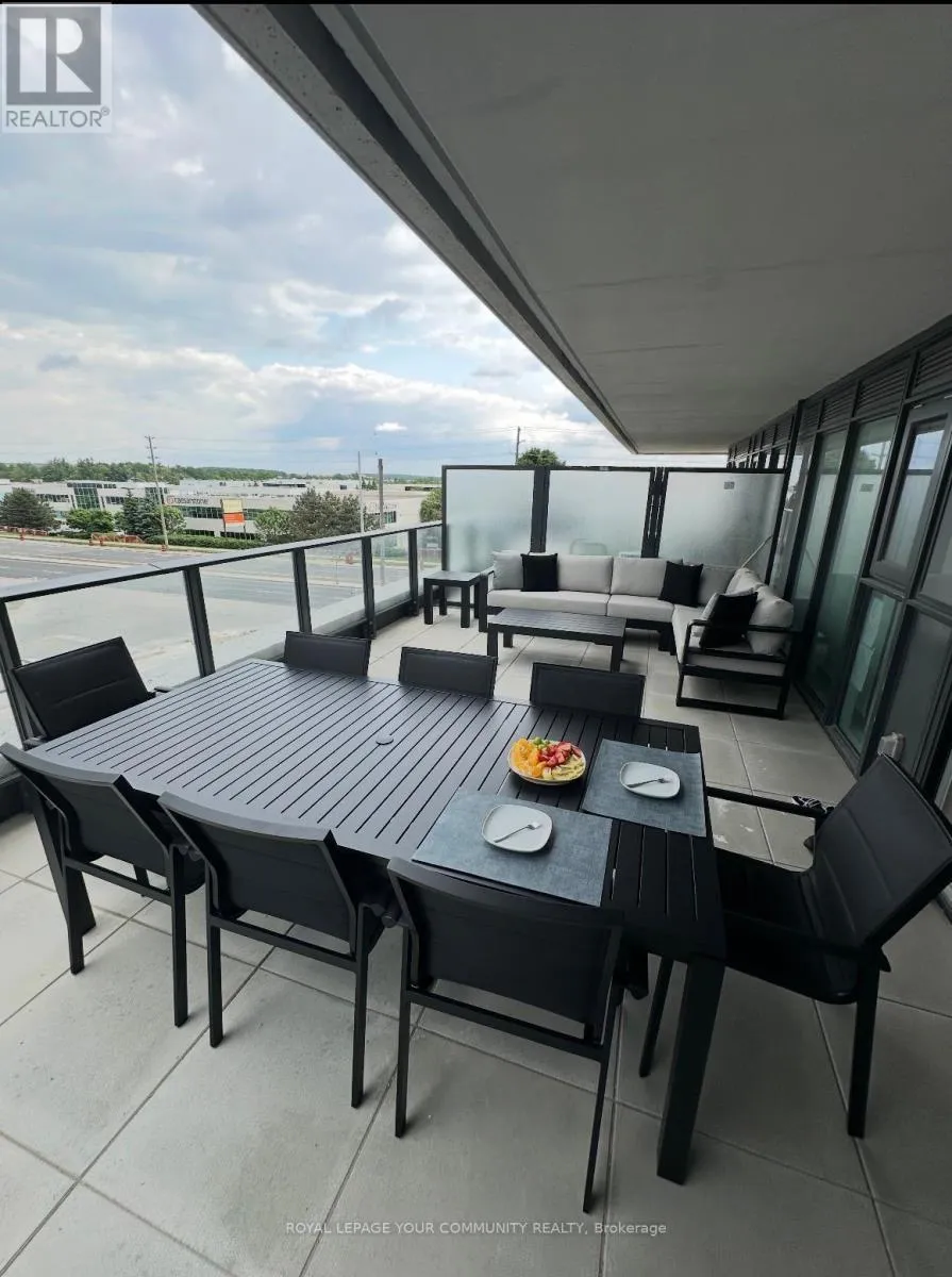 Apartment for rent: 204 - 8960 Jane Street, Vaughan, Ontario L4K 0N9