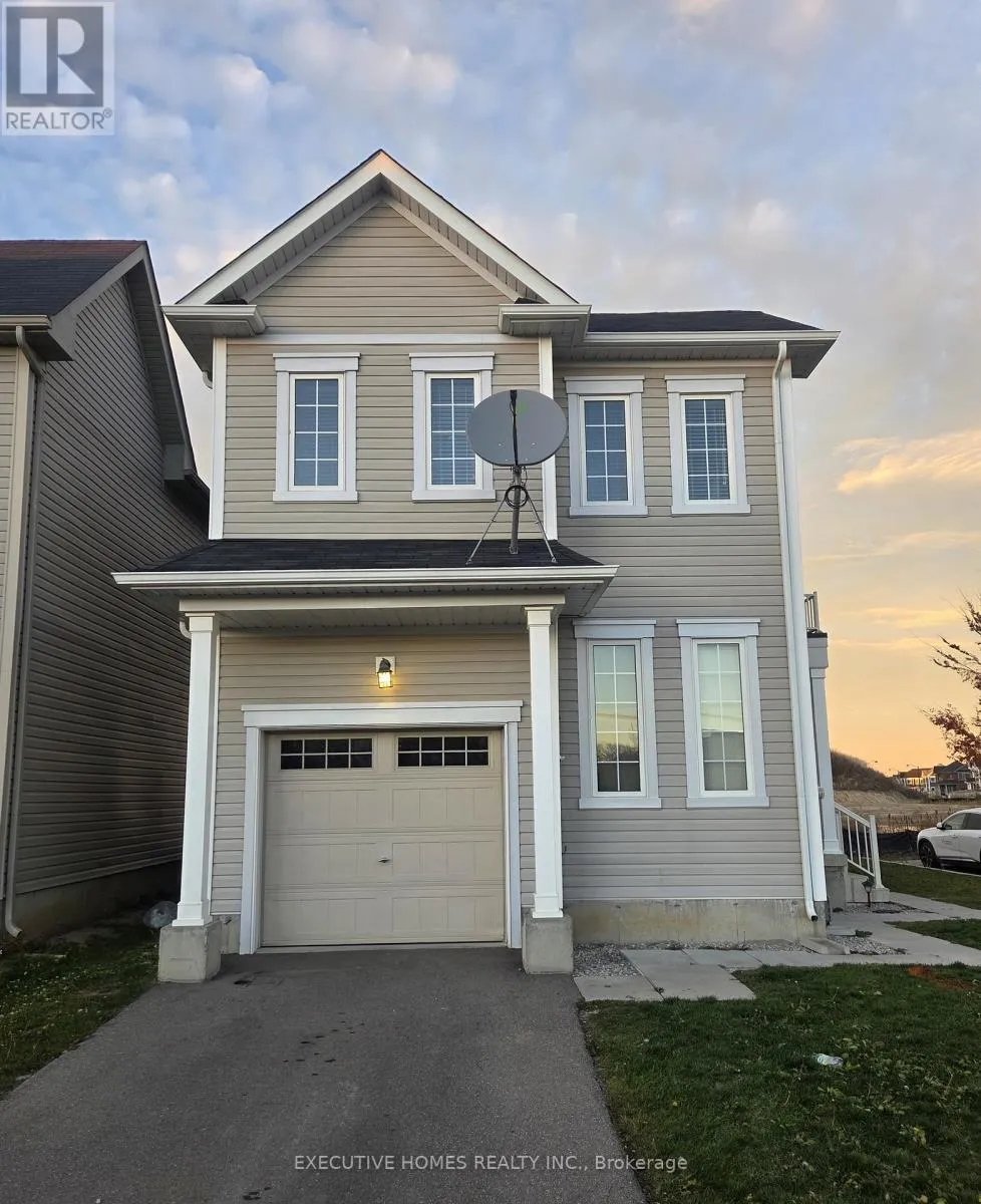 House for rent: 204 Maclachlan Avenue, Haldimand, Ontario N3W 0E2