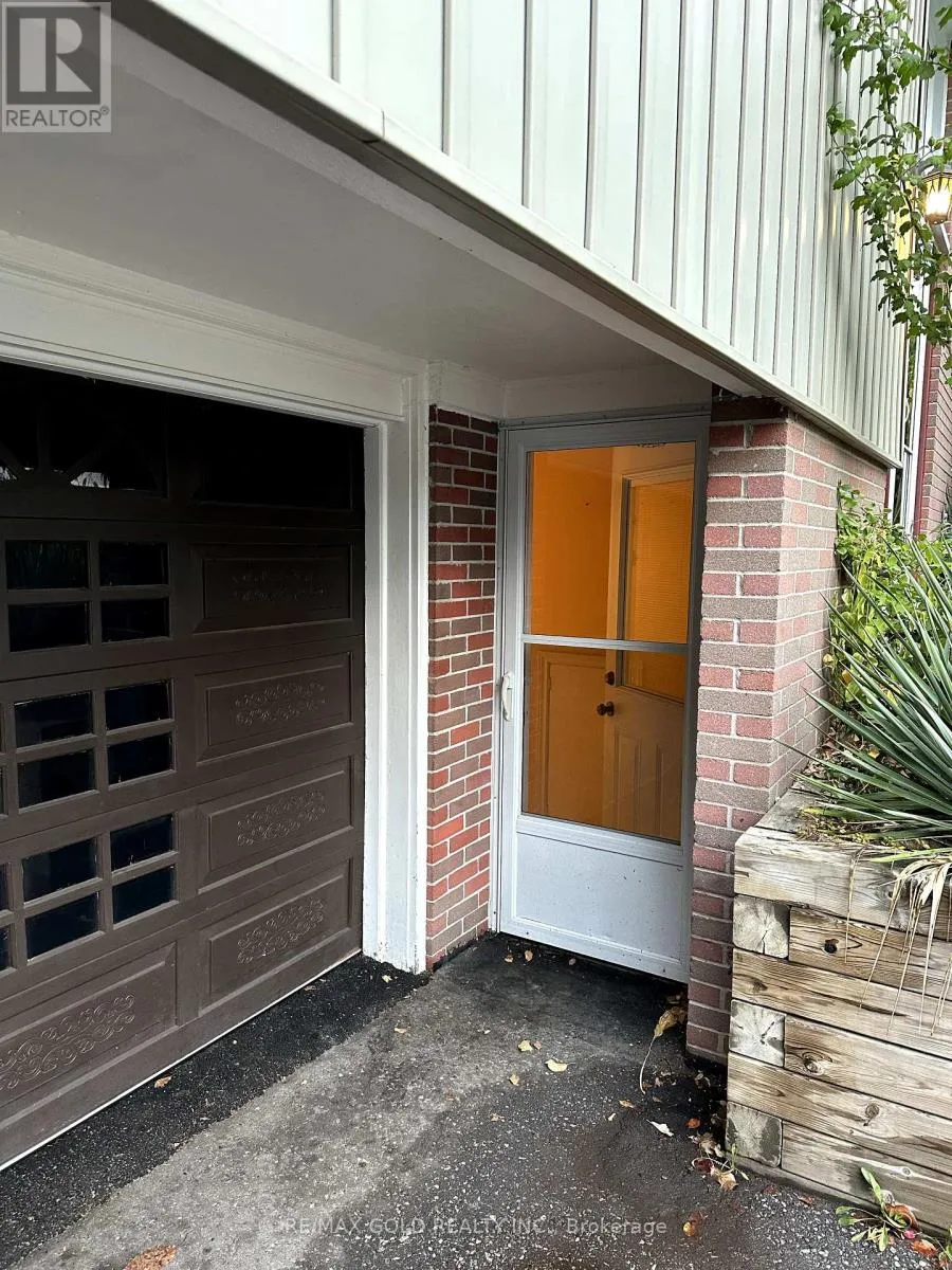 House for rent: 204 Mason Drive, Whitby, Ontario L1N 2B1