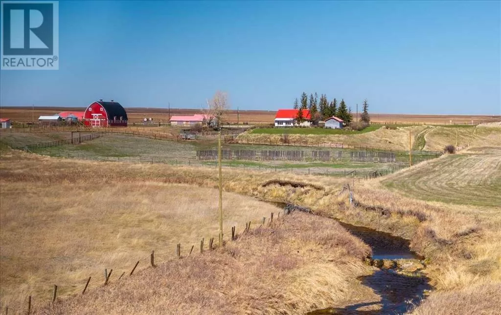 House for rent: 204050 Rr 245, Rural Vulcan County, Alberta T0L 1P0