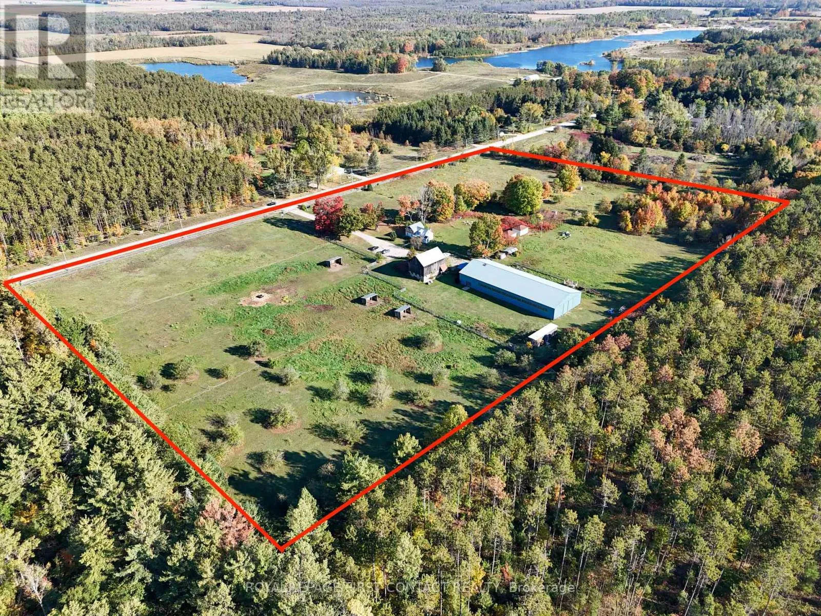 House for rent: 2041 Flos 4 Road W, Springwater, Ontario L0L 2K0