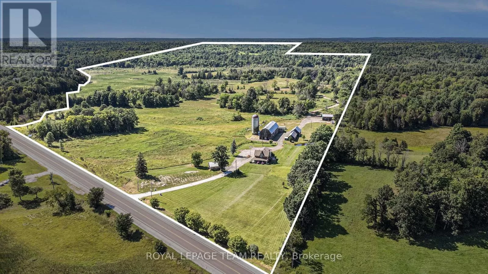 Unknown for rent: 20468 7, Tay Valley, Ontario K0H 2B0