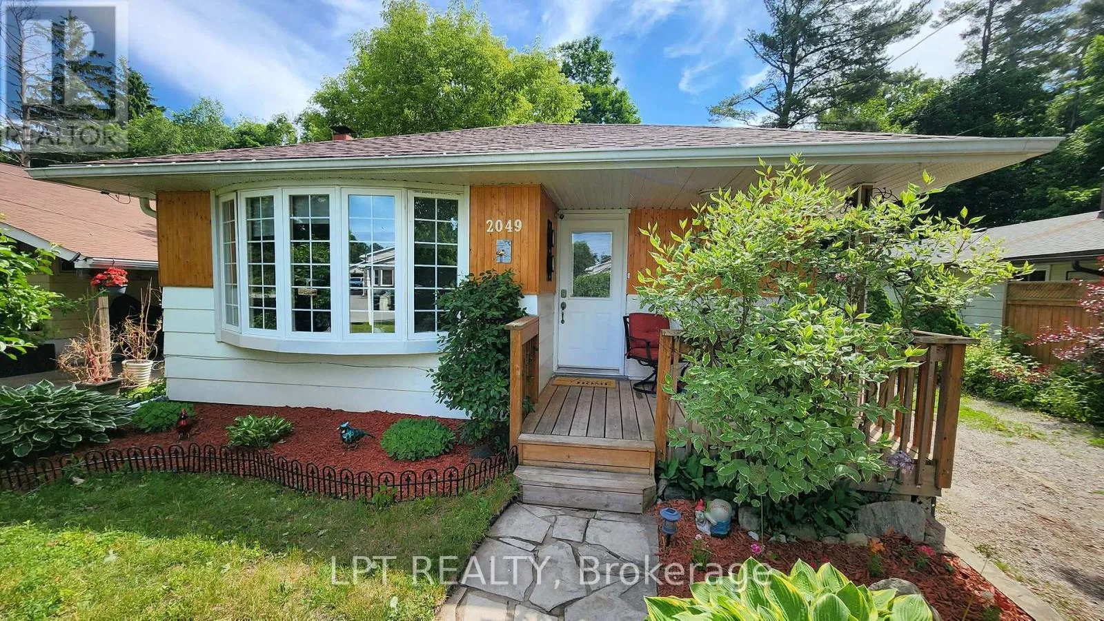 House for rent: 2049 Northern Avenue, Innisfil, Ontario L9S 1Z4