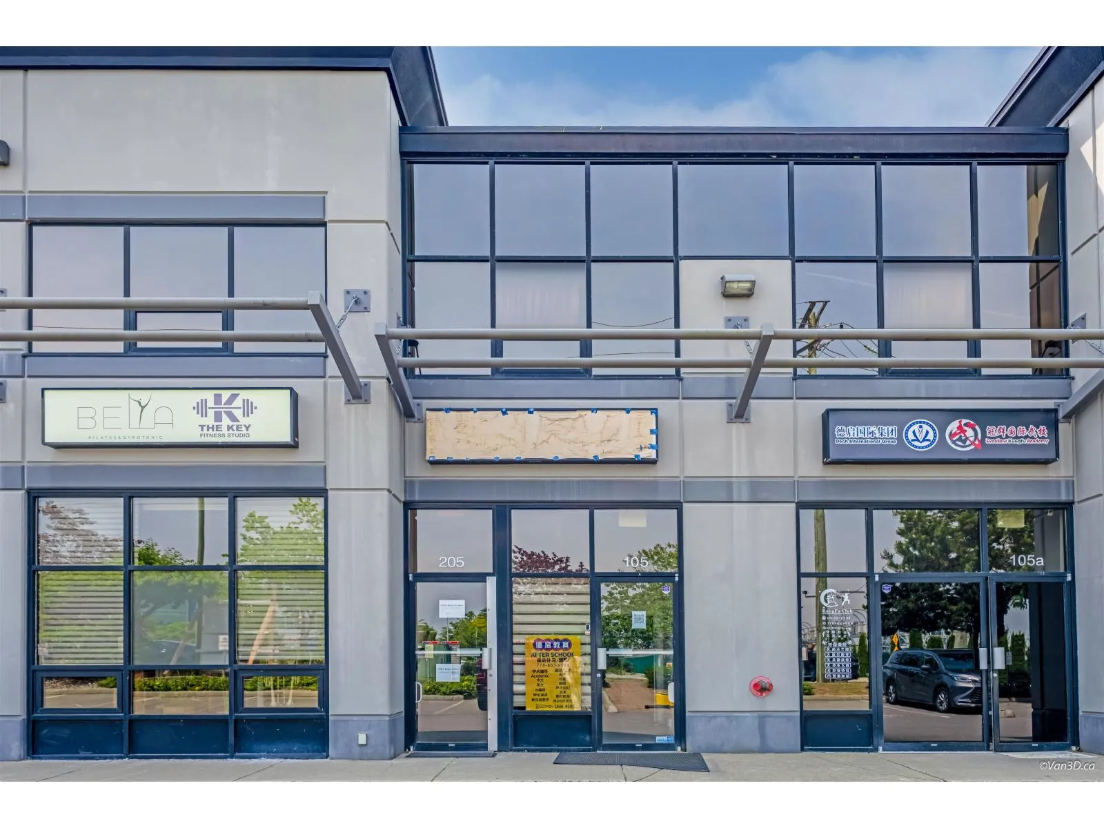 205 15272 Croydon Drive, Surrey, British Columbia V3Z 0Z5