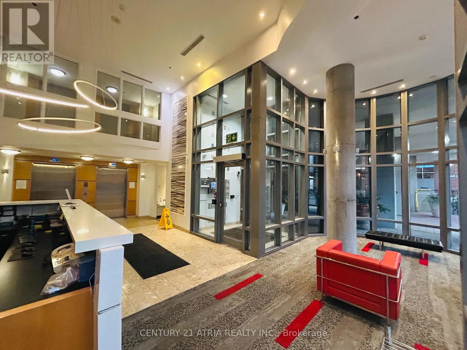 Apartment for rent: 205 - 255 Richmond Street E, Toronto, Ontario M5A 4T7