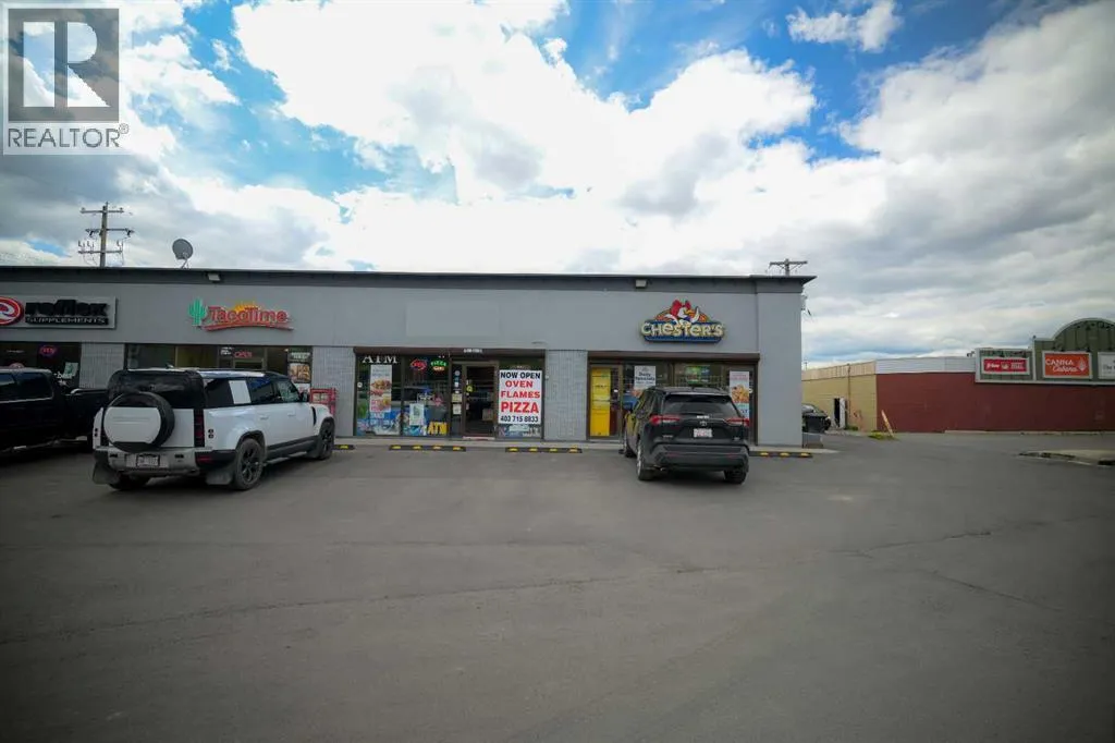 Retail for rent: 205 3 Avenue, Cochrane, Alberta T4C 1B8
