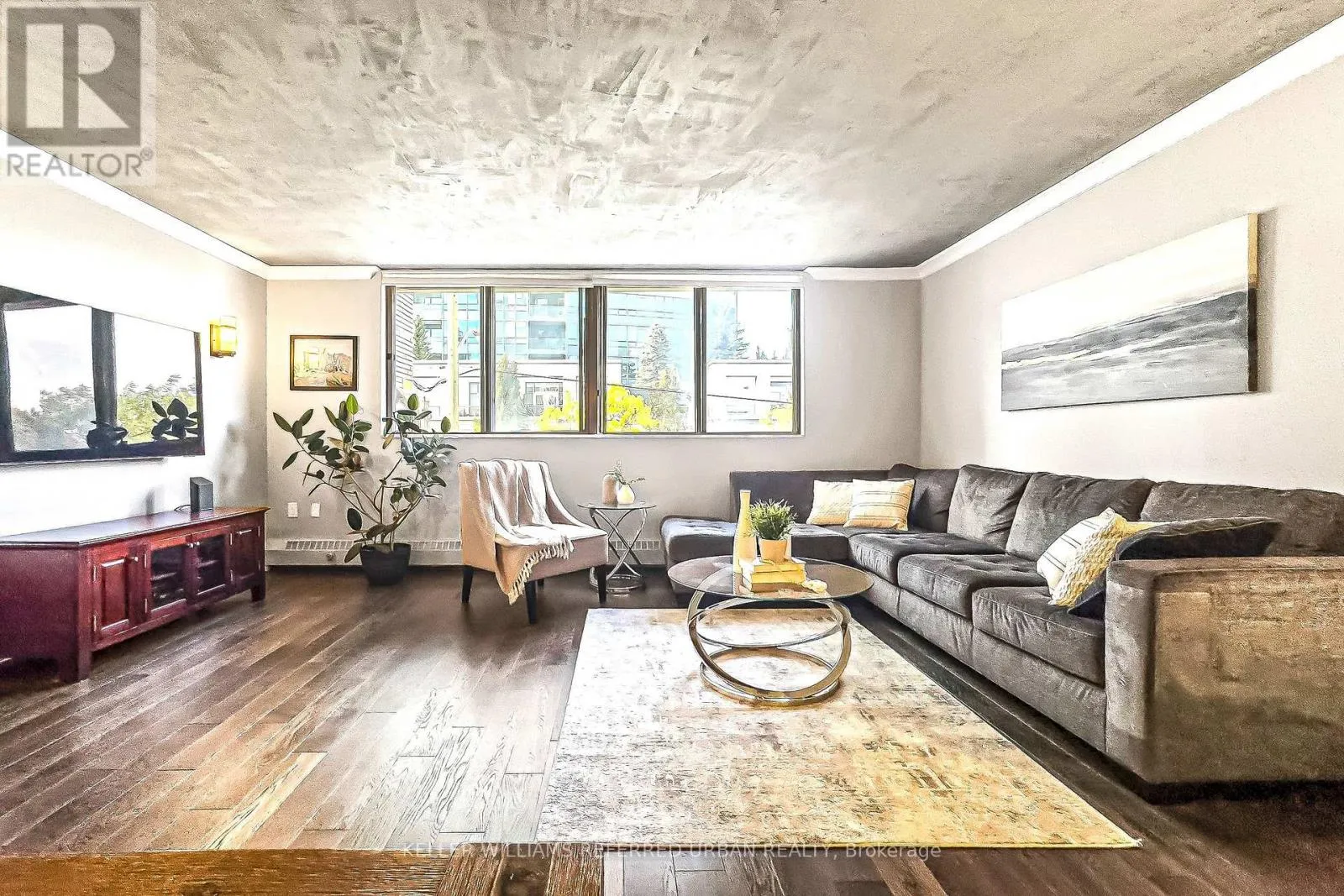 Apartment for rent: 205 - 3 Duplex Avenue, Toronto, Ontario M2M 4G6