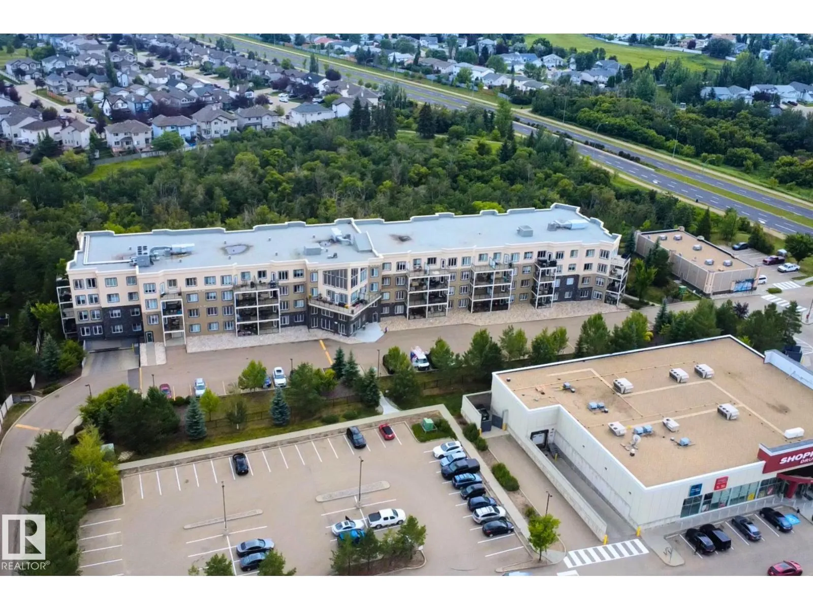 Apartment for rent: #205 4075 Clover Bar Rd, Sherwood Park, Alberta T8H 0R6