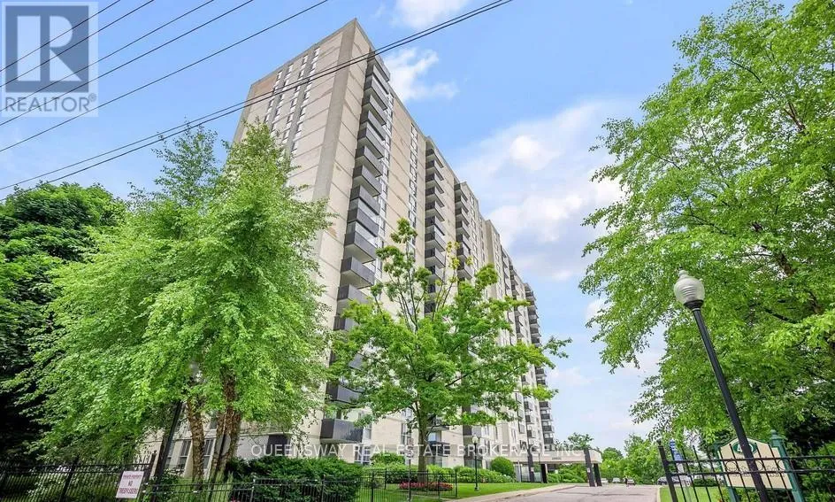 Apartment for rent: 205 - 420 Mill Road, Toronto, Ontario M9C 1Z1