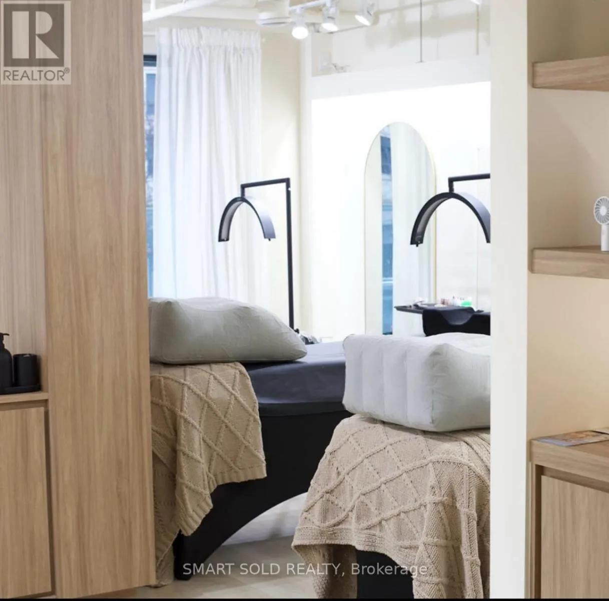 205 - 621 Sheppard Avenue E, Toronto, Ontario M2K 0G4