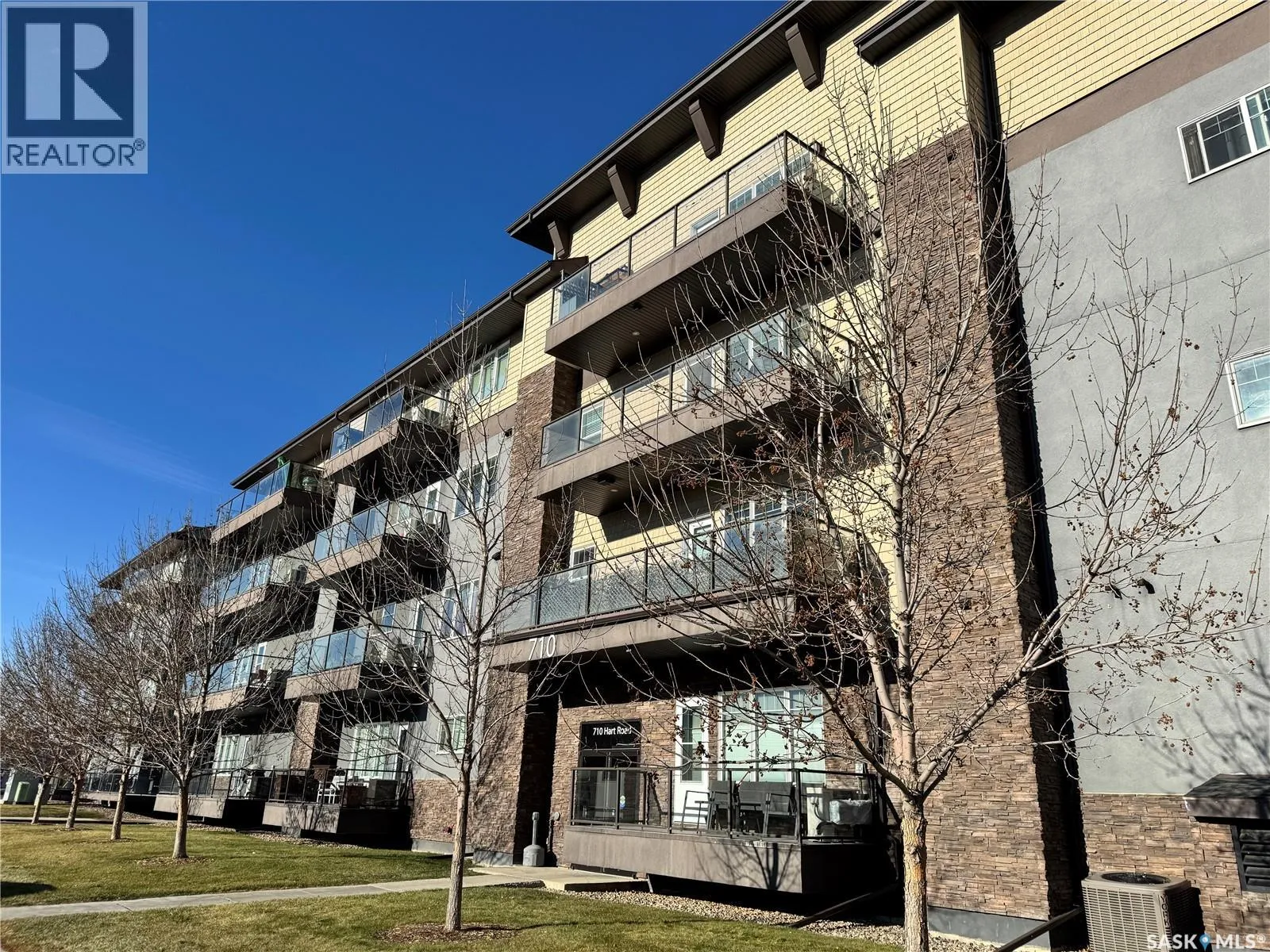 Apartment for rent: 205 710 Hart Road, Saskatoon, Saskatchewan S7M 1L2