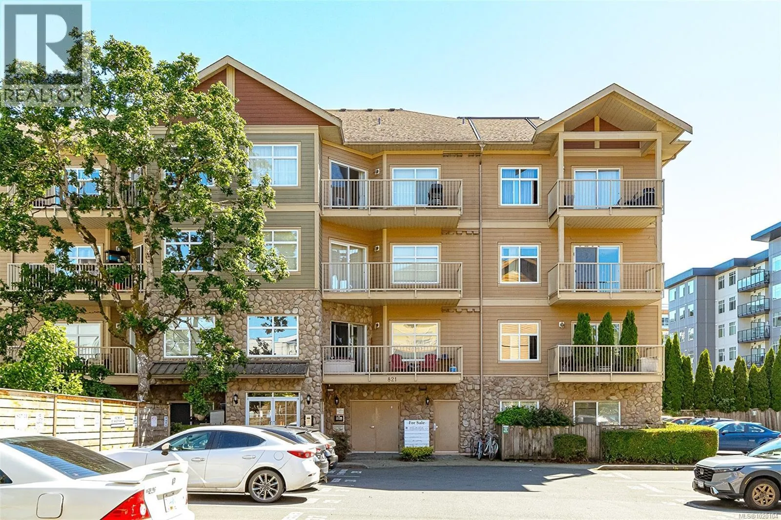 Apartment for rent: 205 821 Goldstream Ave, Langford, British Columbia V9B 2X8