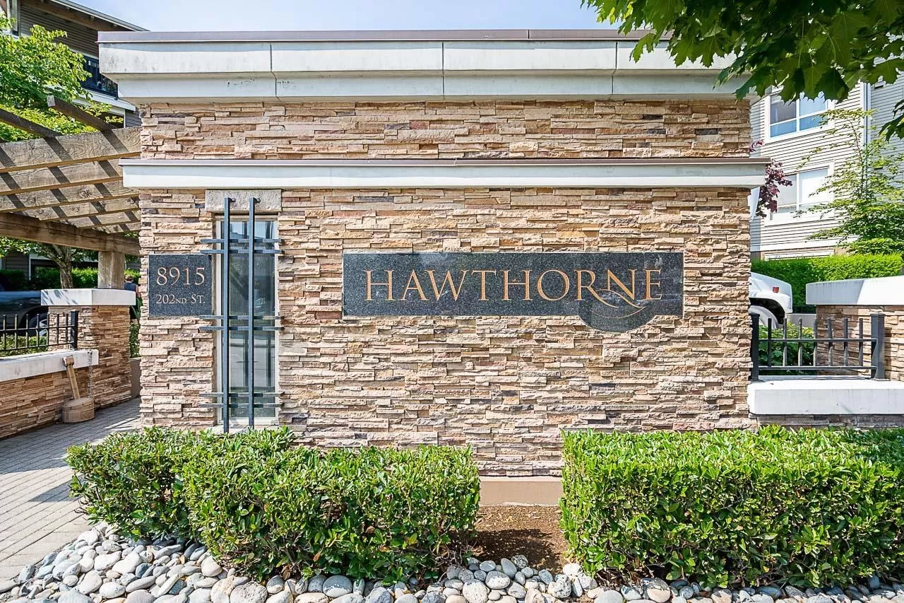 Apartment for rent: 205 8915 202 Street, Langley, British Columbia V1M 0B5