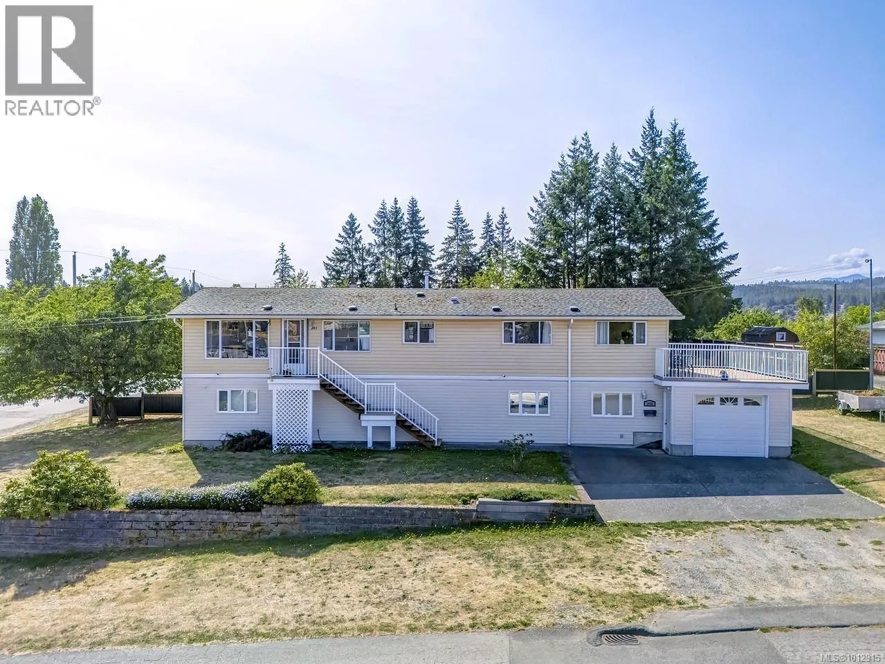 House for rent: 205 Dundas St, Nanaimo, British Columbia V9R 1L3