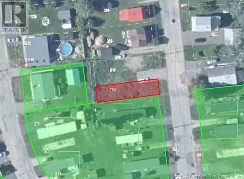 205 Lakeside Avenue, Bathurst, New Brunswick E2A 2S7