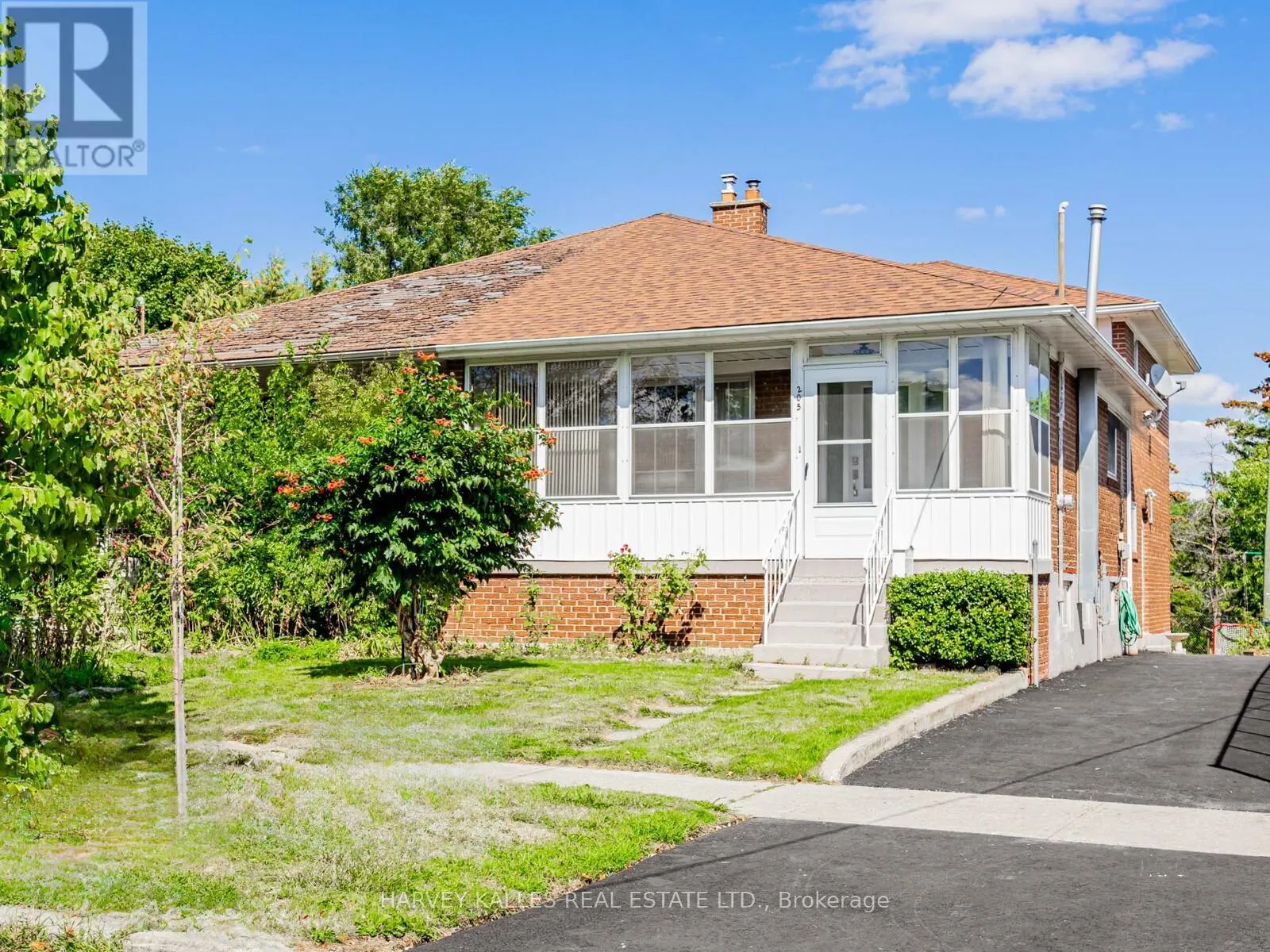 House for rent: 205 Vauxhall Drive, Toronto, Ontario M1P 1R6