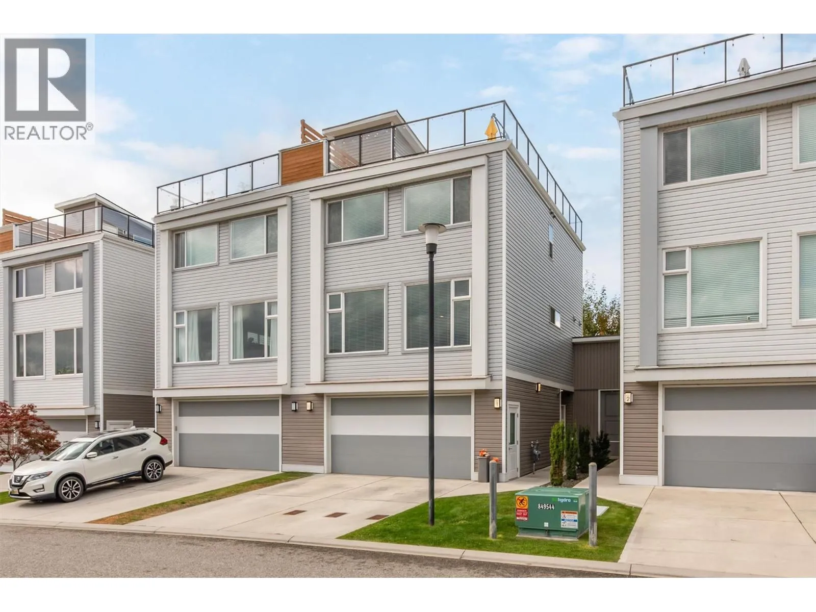 Row / Townhouse for rent: 2051 Elkridge Drive Unit# 1, West Kelowna, British Columbia V4T 3K1