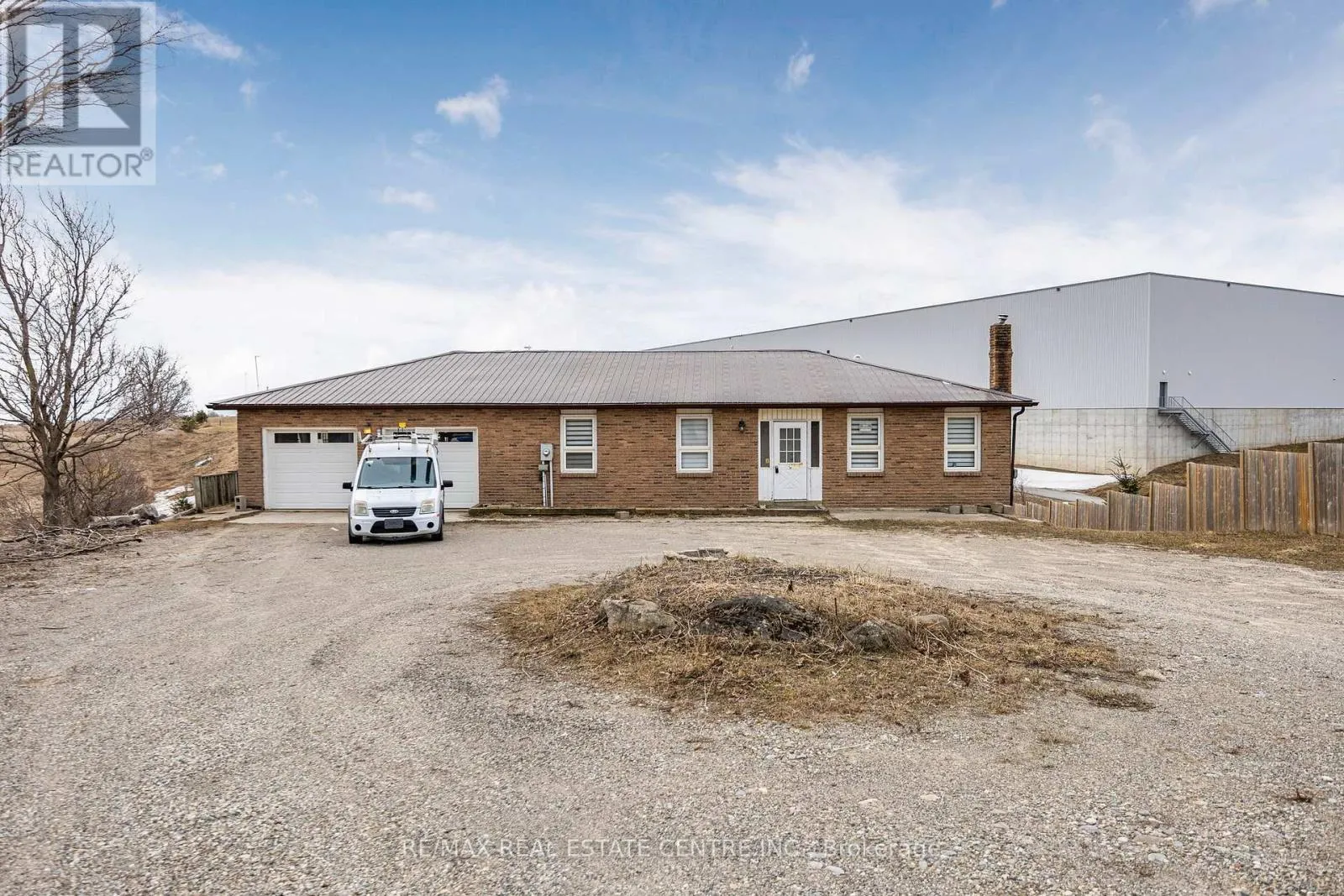 House for rent: 205386 County Rd 109, East Garafraxa, Ontario L9W 7M5