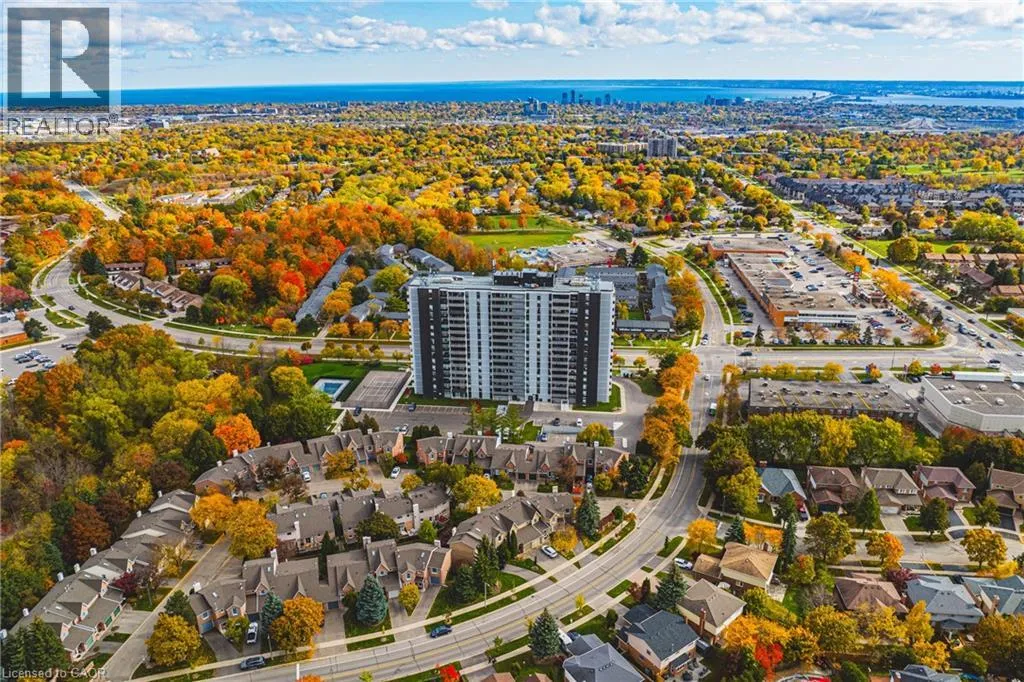 Apartment for rent: 2055 Upper Middle Road Unit# 1206, Burlington, Ontario L7P 3P4