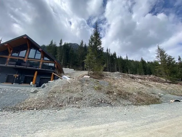 20579 Edelweiss Drive, Mission, British Columbia V2R 5P5