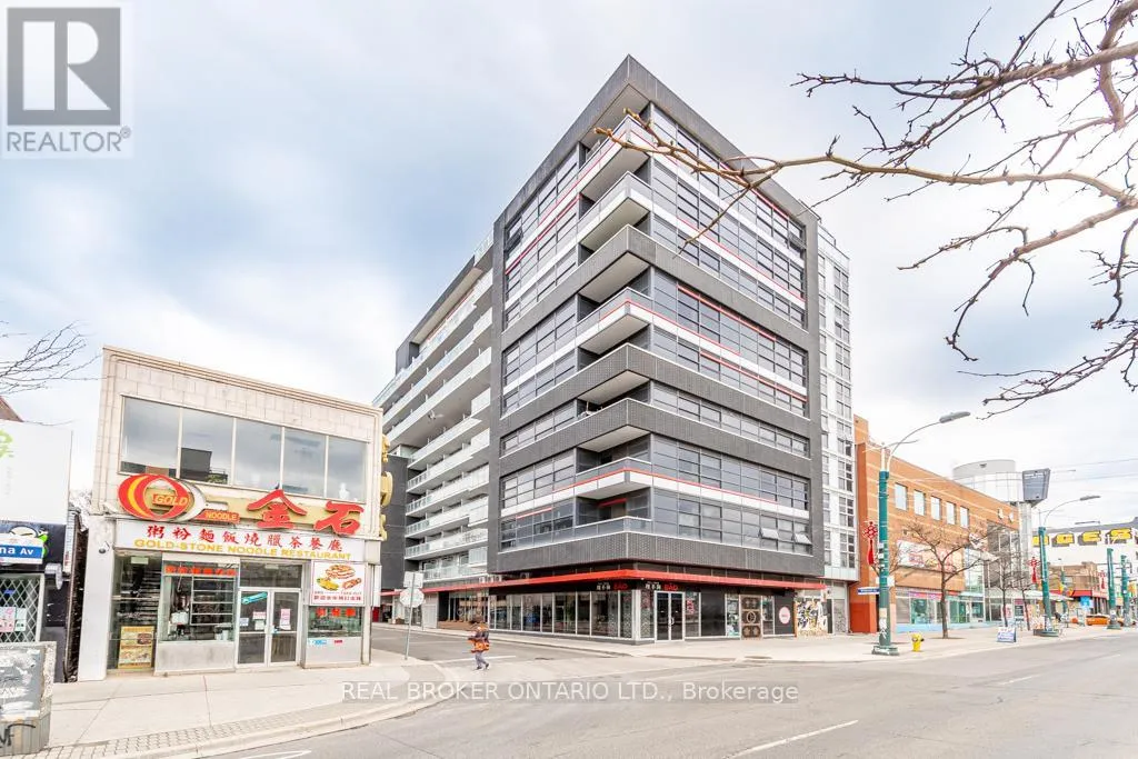 Apartment for rent: 206 - 10 Willison Square, Toronto, Ontario M5T 0A8