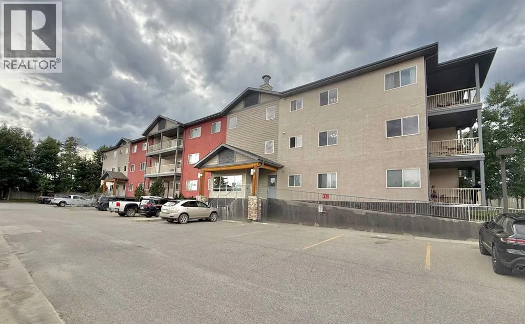 Apartment for rent: 206, 109 Seabolt Drive, Hinton, Alberta T7V 1K2