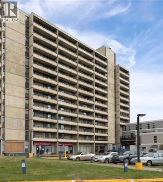 Apartment for rent: 206, 11721 Macdonald Drive, Fort McMurray, Alberta T9H 4H3