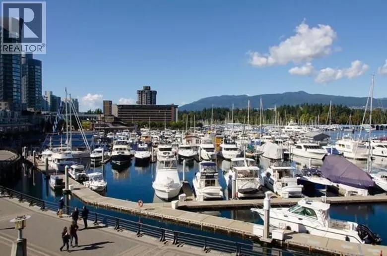 206 1477 W Pender Street, Vancouver, British Columbia V6G 2S3