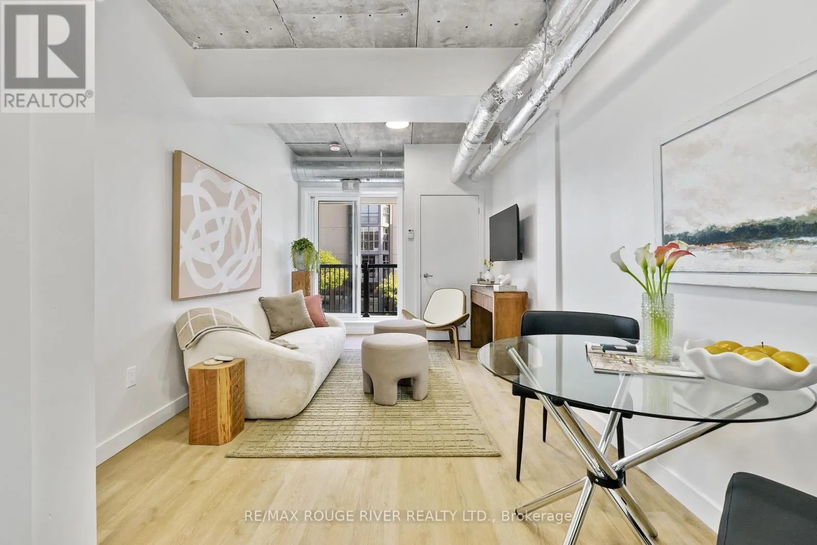 Other for rent: 206 - 185 Division Street, Cobourg, Ontario K9A 3P3