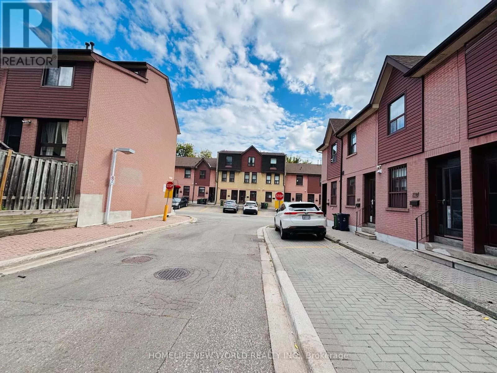 Row / Townhouse for rent: 206 - 275 Broadview Avenue, Toronto, Ontario M4M 3H5