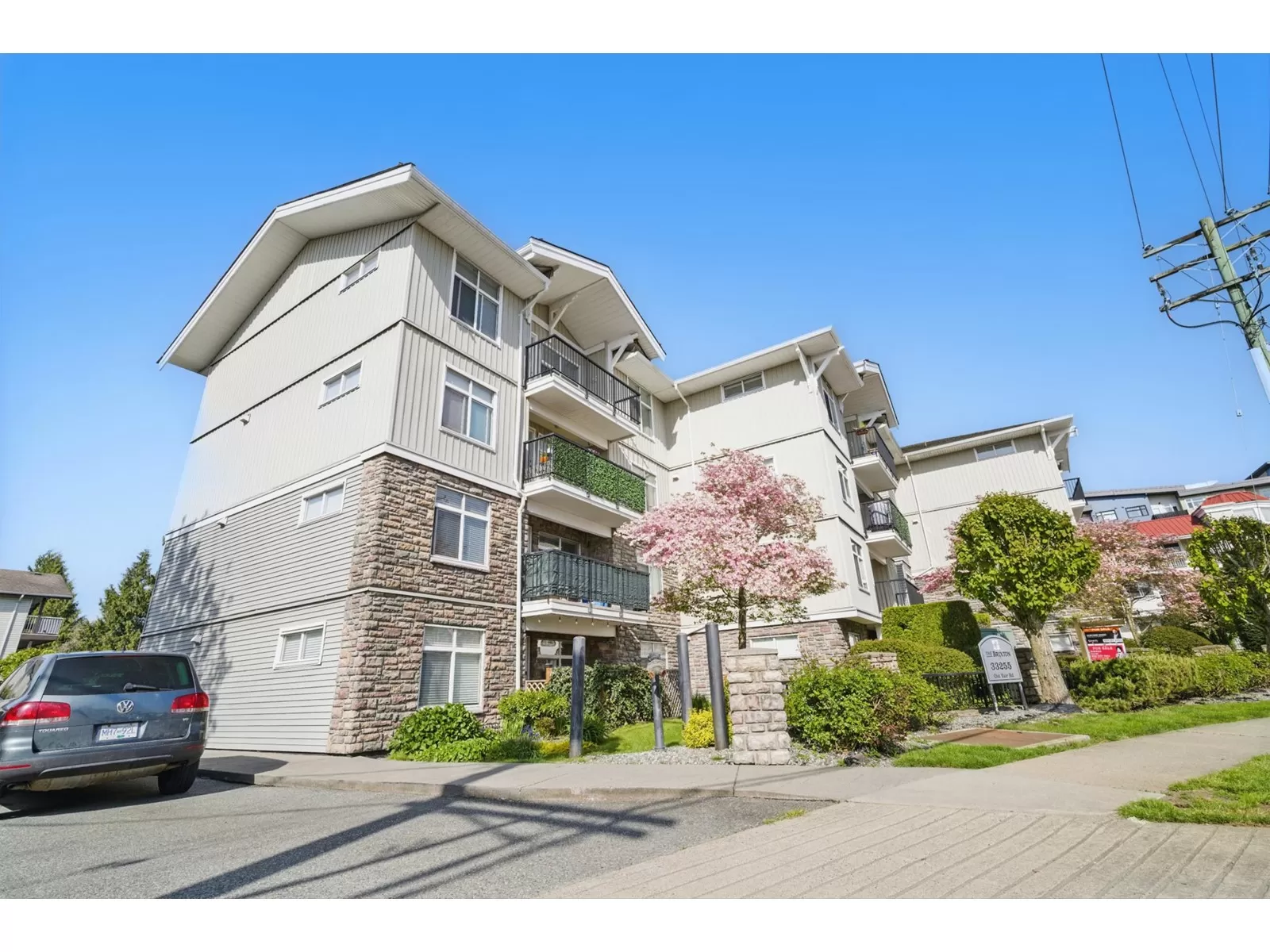 Apartment for rent: 206 33255 Old Yale Road, Abbotsford, British Columbia V2S 8R2