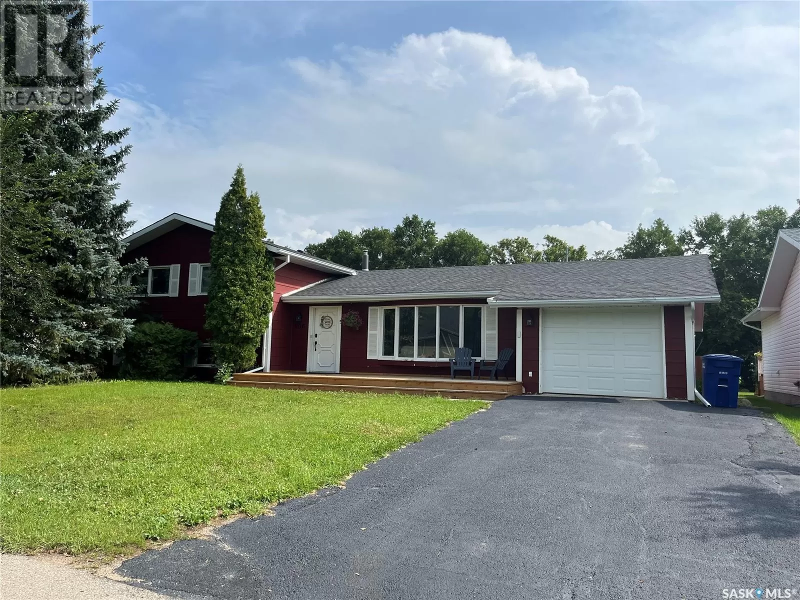 House for rent: 206 3rd Avenue, Caronport, Saskatchewan S0H 0S0