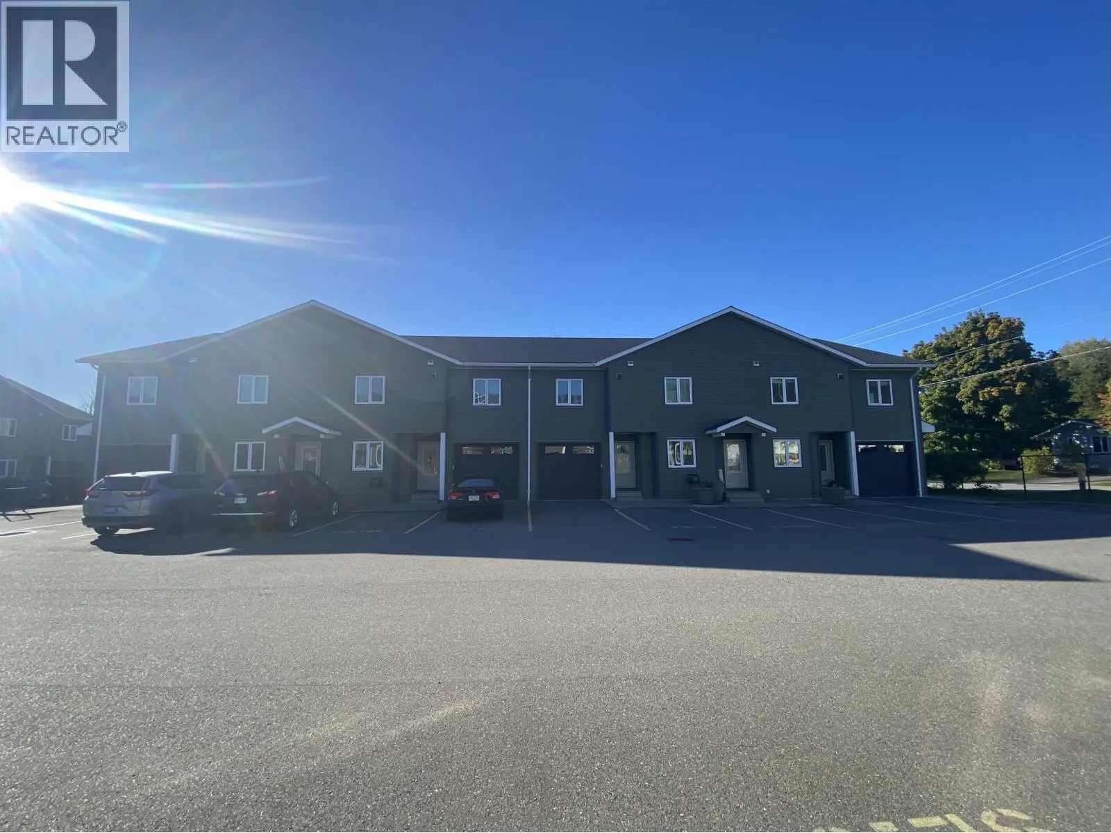 Apartment for rent: 206 4719 Davis Avenue, Terrace, British Columbia V8G 1Y1