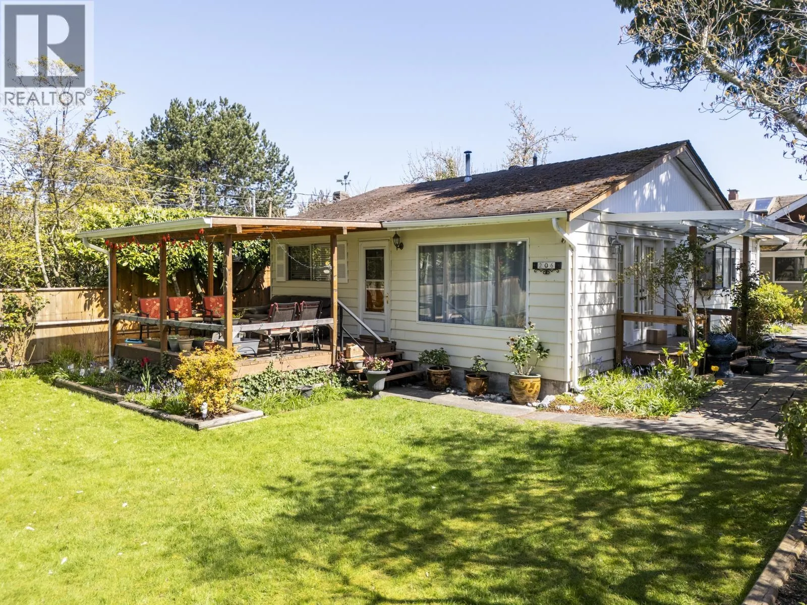 House for rent: 206 66a Street, Delta, British Columbia V4L 1M5