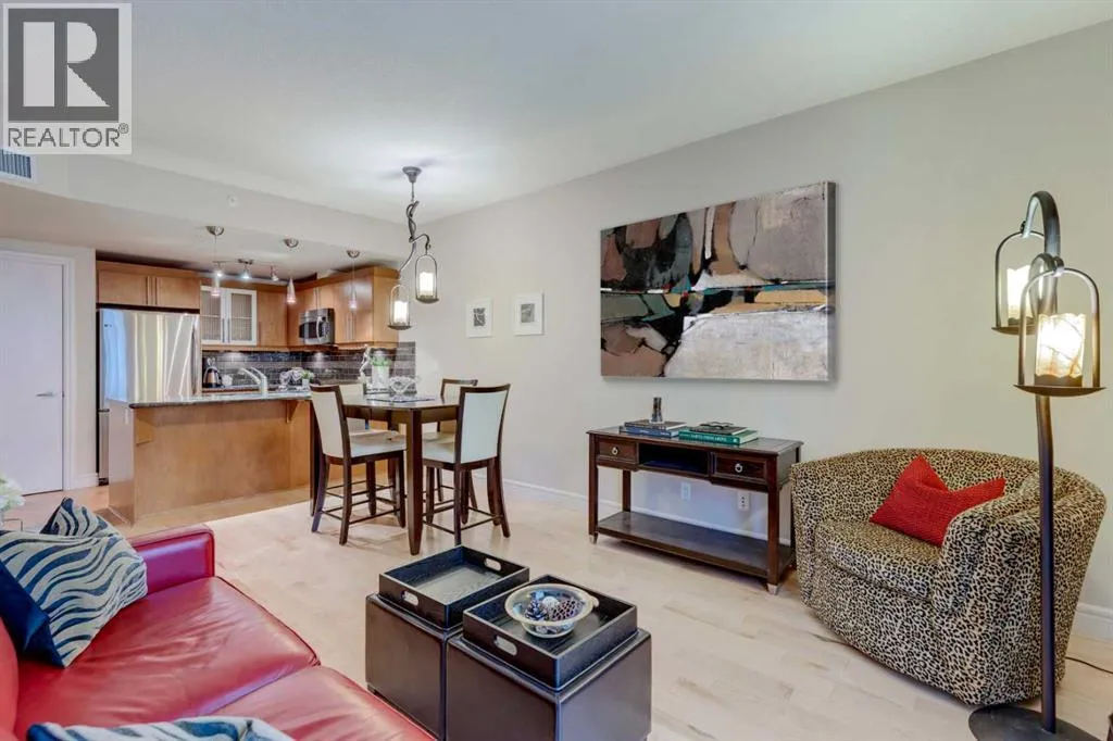 Apartment for rent: 206, 817 15 Avenue Sw, Calgary, Alberta T2R 0H8